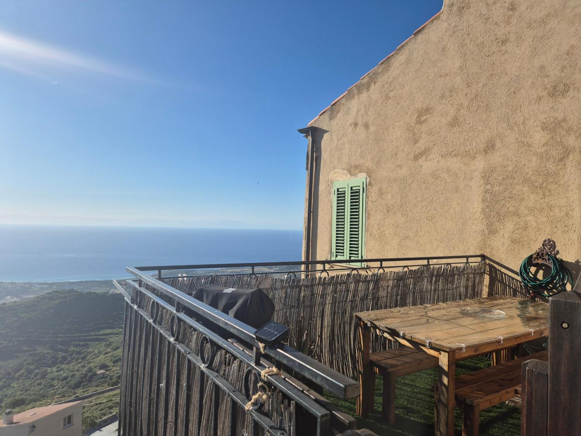 Holiday home Superbe Maison De Village Authentique Vue Sant'Antonino